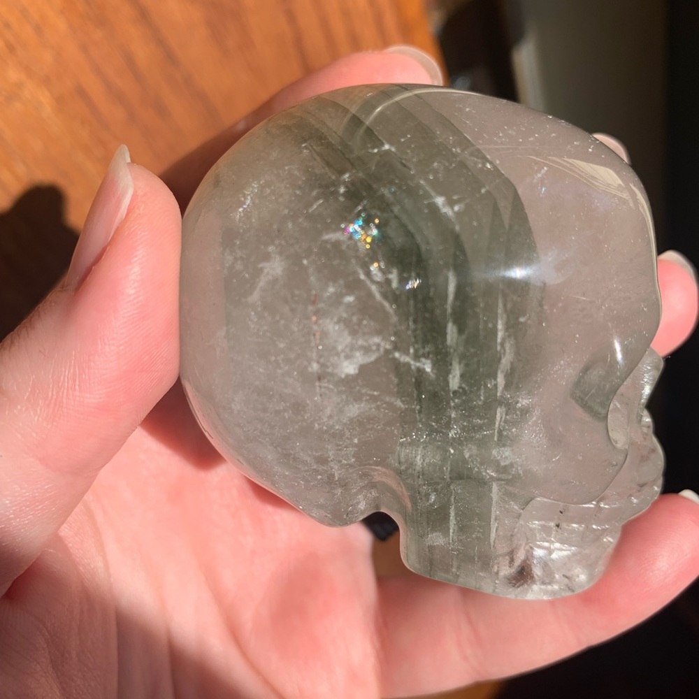 Garden Quartz Skull Carving